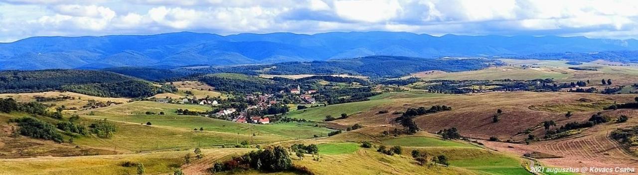 Jobarat Vendeghaz Апартаменти Sata